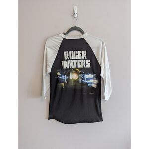 Roger Waters Dark Side of the Moon Baseball Tee size Small